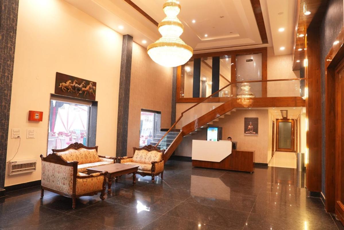 Everland Sanjog Resorts Kurukshetra エクステリア 写真
